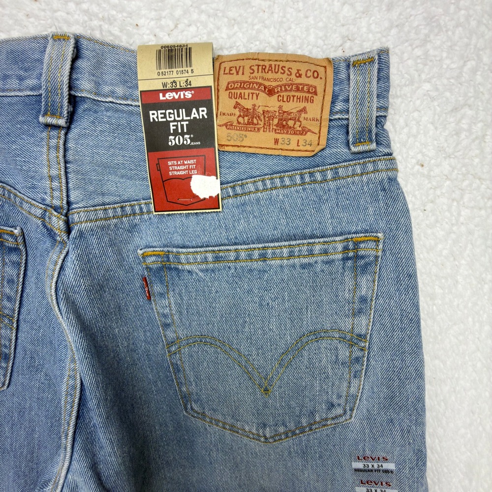 Levis 505 Regular Fit Jeans Mens 33x34 Light Wash Straight Leg NWT NOS